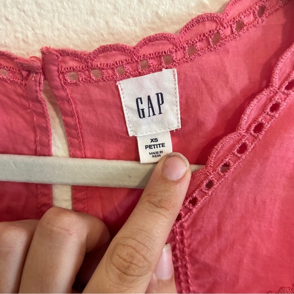 Gap Coral Tank Top - Picture 3 of 3